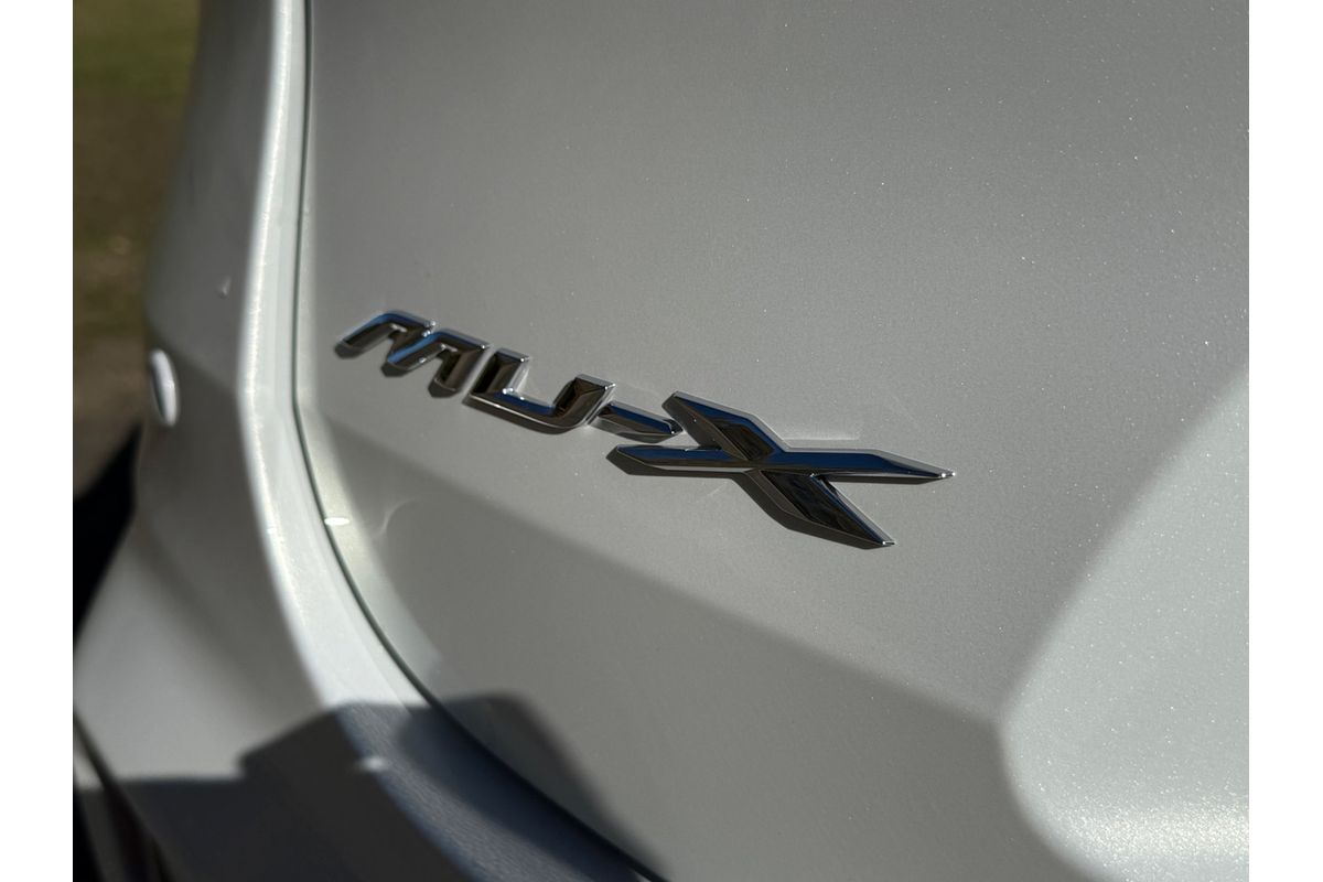 2025 Isuzu MU-X LS-T
