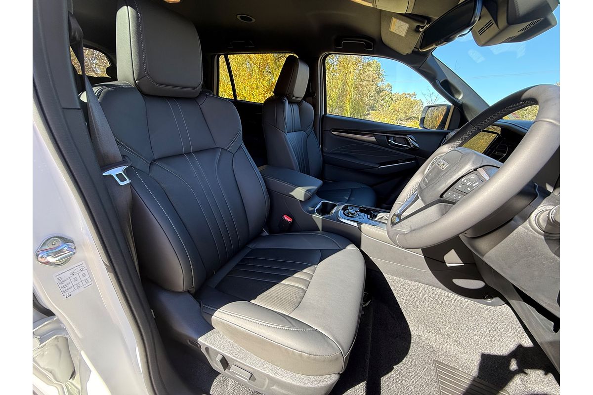 2025 Isuzu MU-X LS-T
