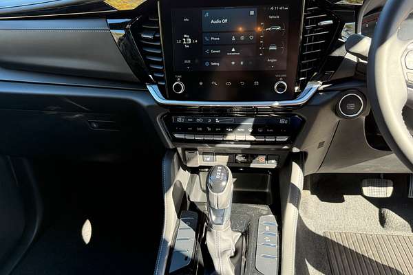 2025 Isuzu MU-X LS-T