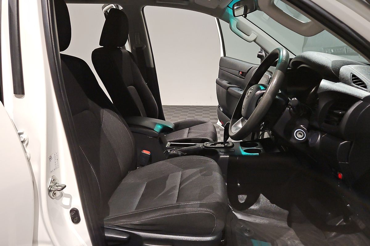 2021 Toyota Hilux SR GUN126R 4X4