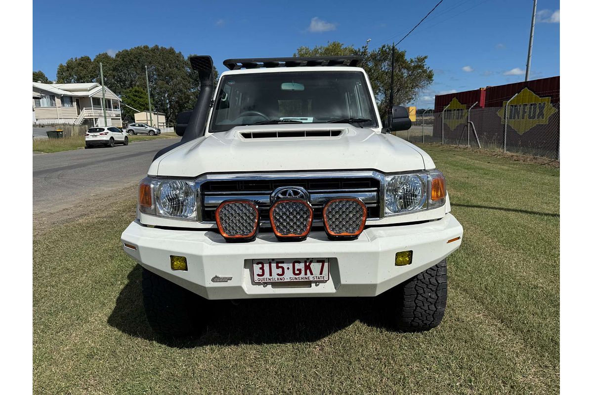 2017 Toyota Landcruiser GXL VDJ76R