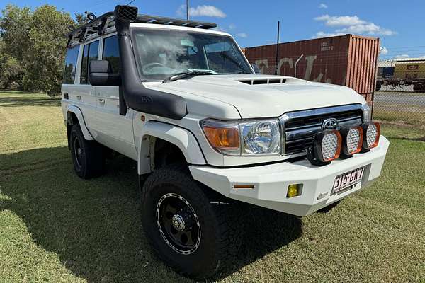 2017 Toyota Landcruiser GXL VDJ76R