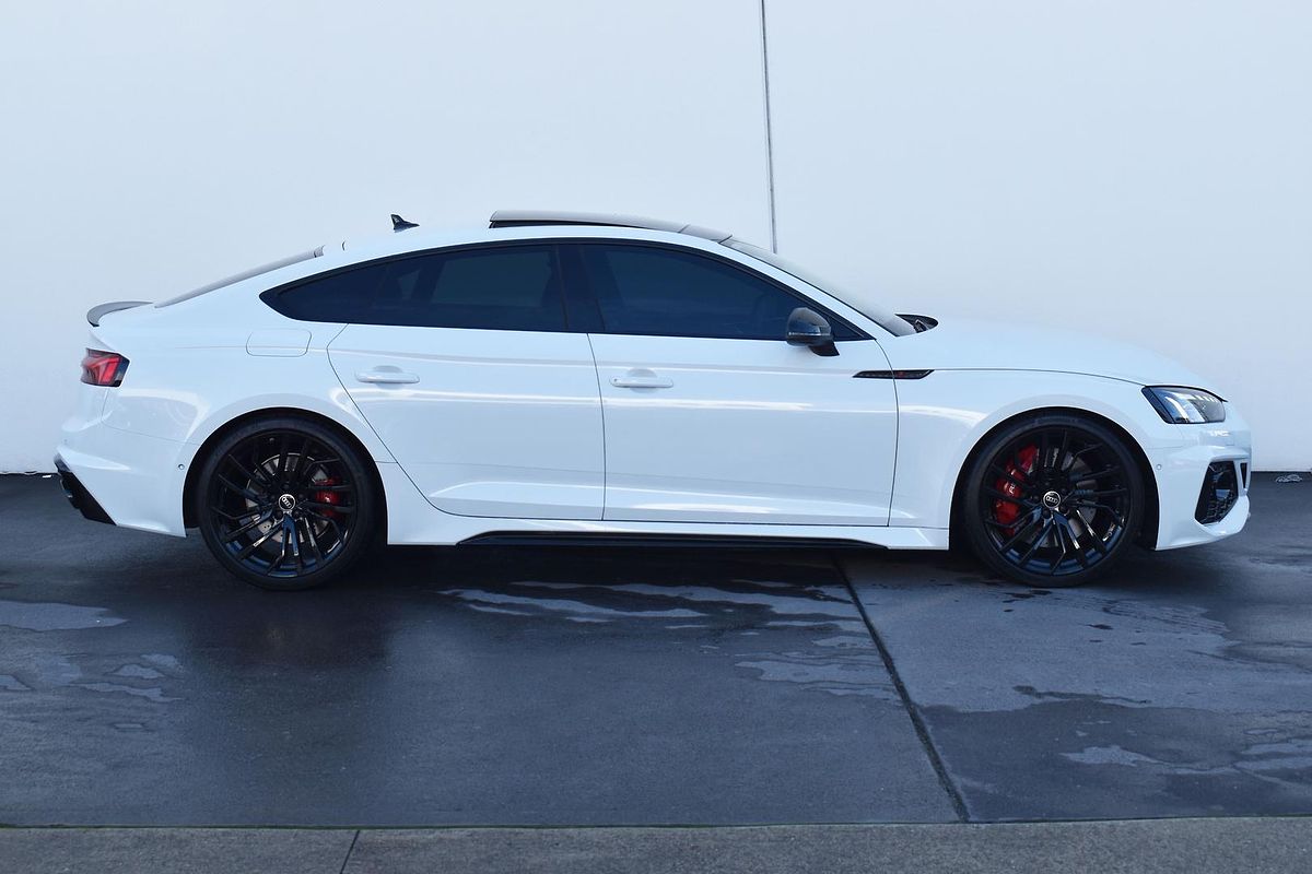 2022 Audi RS5 F5