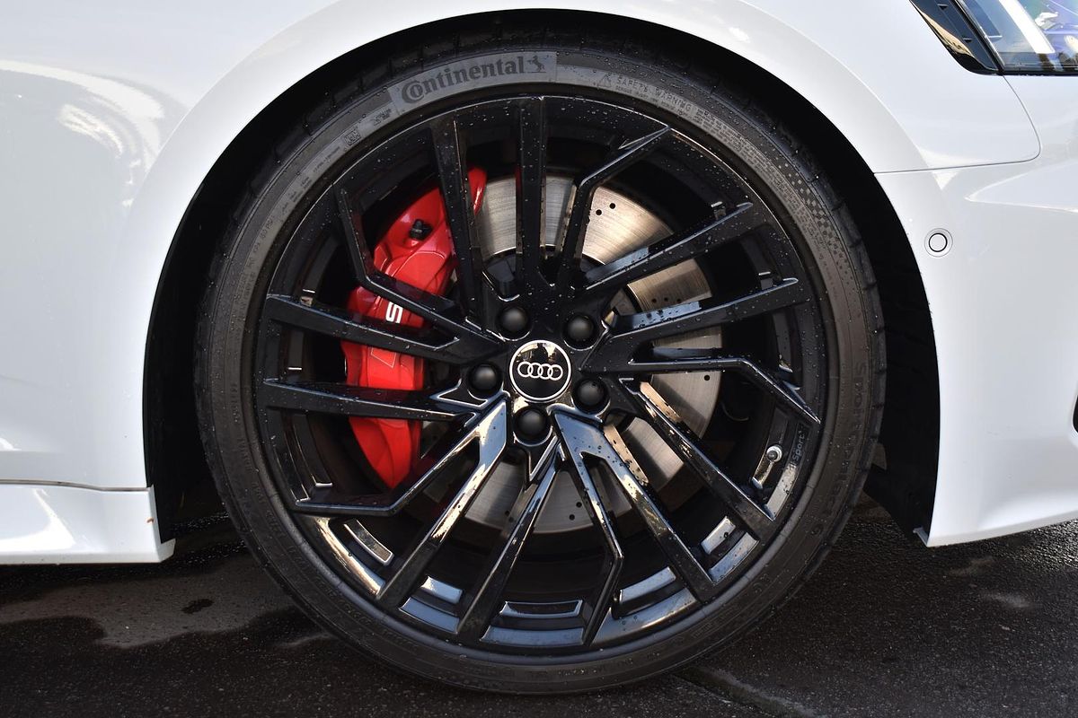 2022 Audi RS5 F5