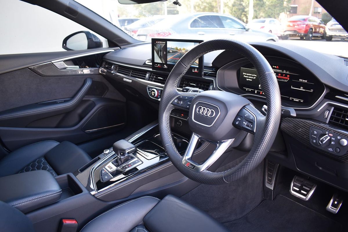 2022 Audi RS5 F5
