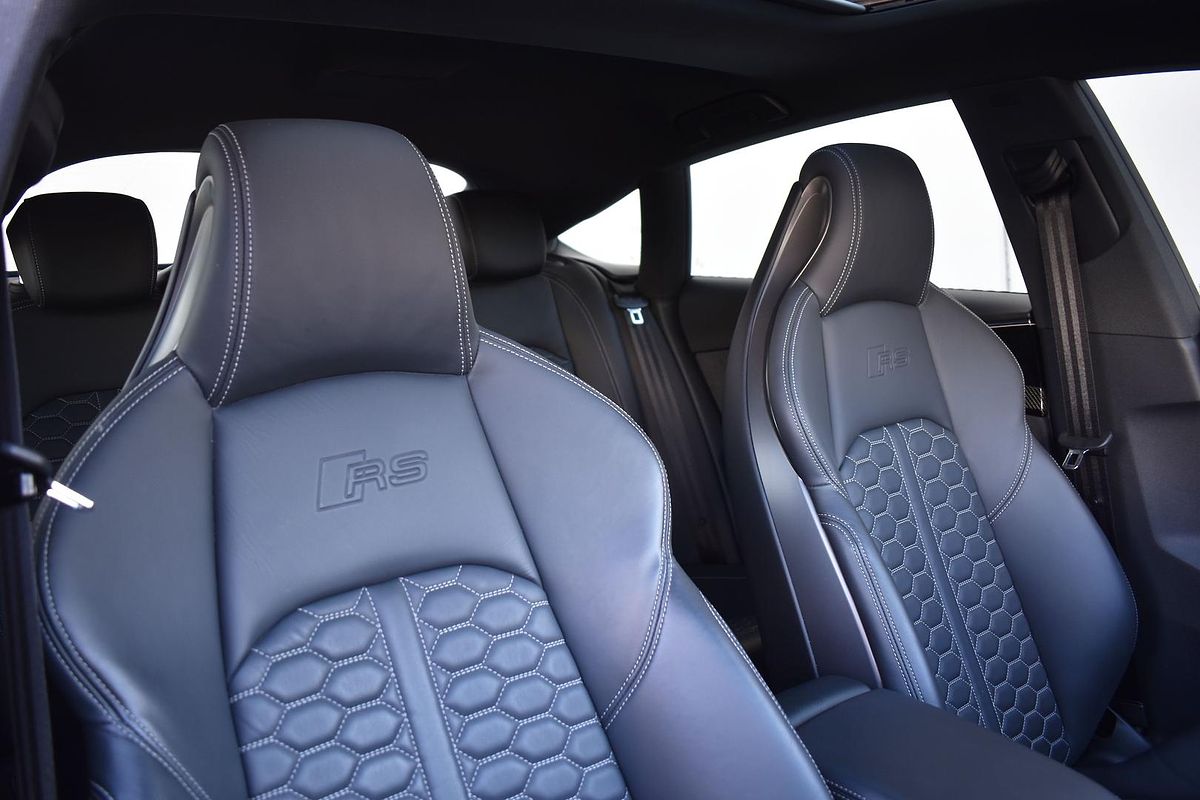 2022 Audi RS5 F5