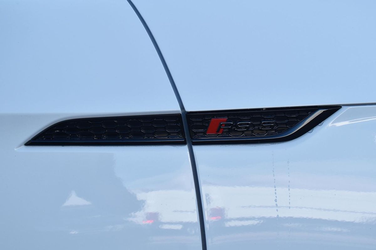 2022 Audi RS5 F5