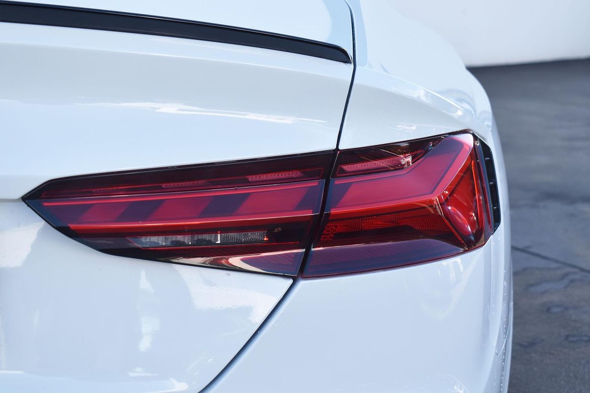 2022 Audi RS5 F5