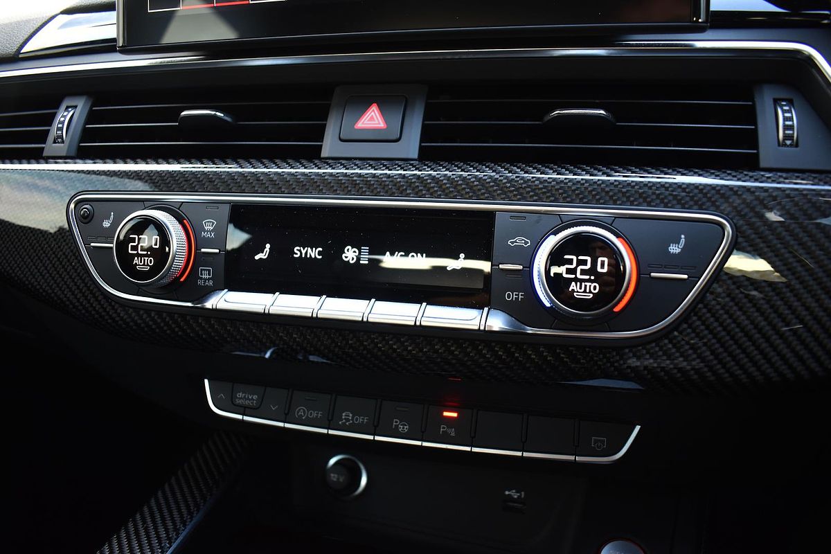2022 Audi RS5 F5