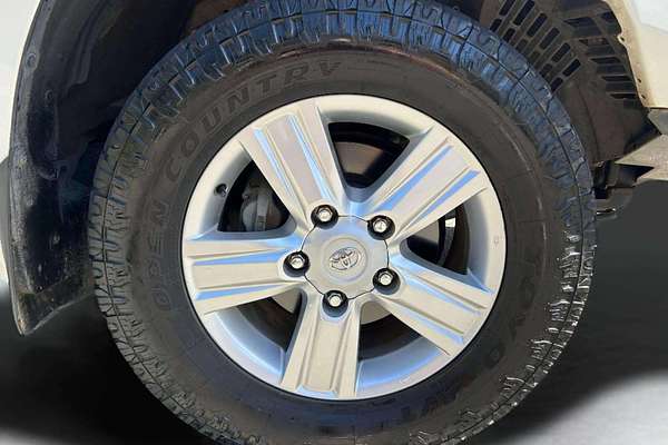 2013 Toyota Landcruiser Altitude VDJ200R