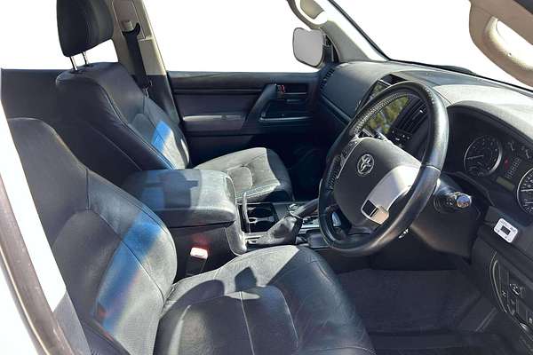 2013 Toyota Landcruiser Altitude VDJ200R