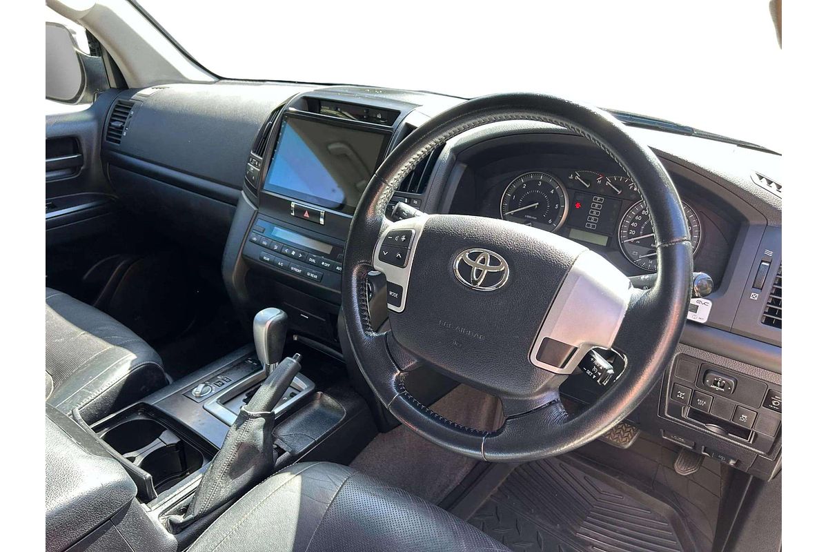 2013 Toyota Landcruiser Altitude VDJ200R