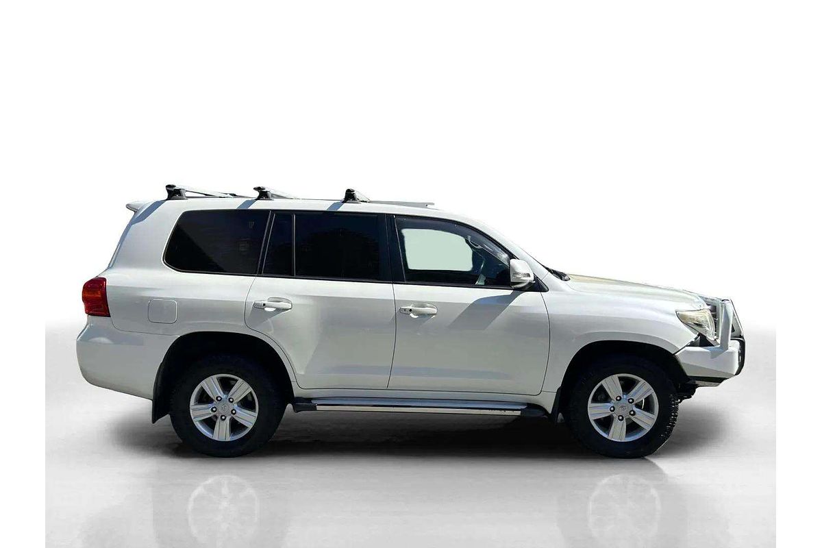 2013 Toyota Landcruiser Altitude VDJ200R
