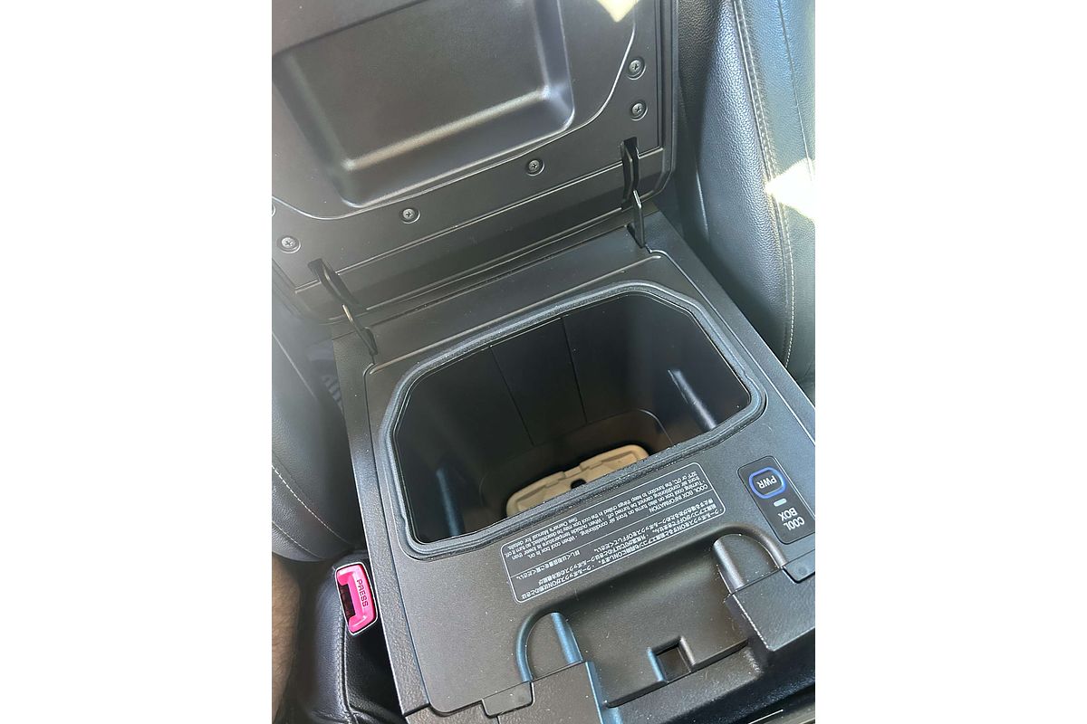 2013 Toyota Landcruiser Altitude VDJ200R