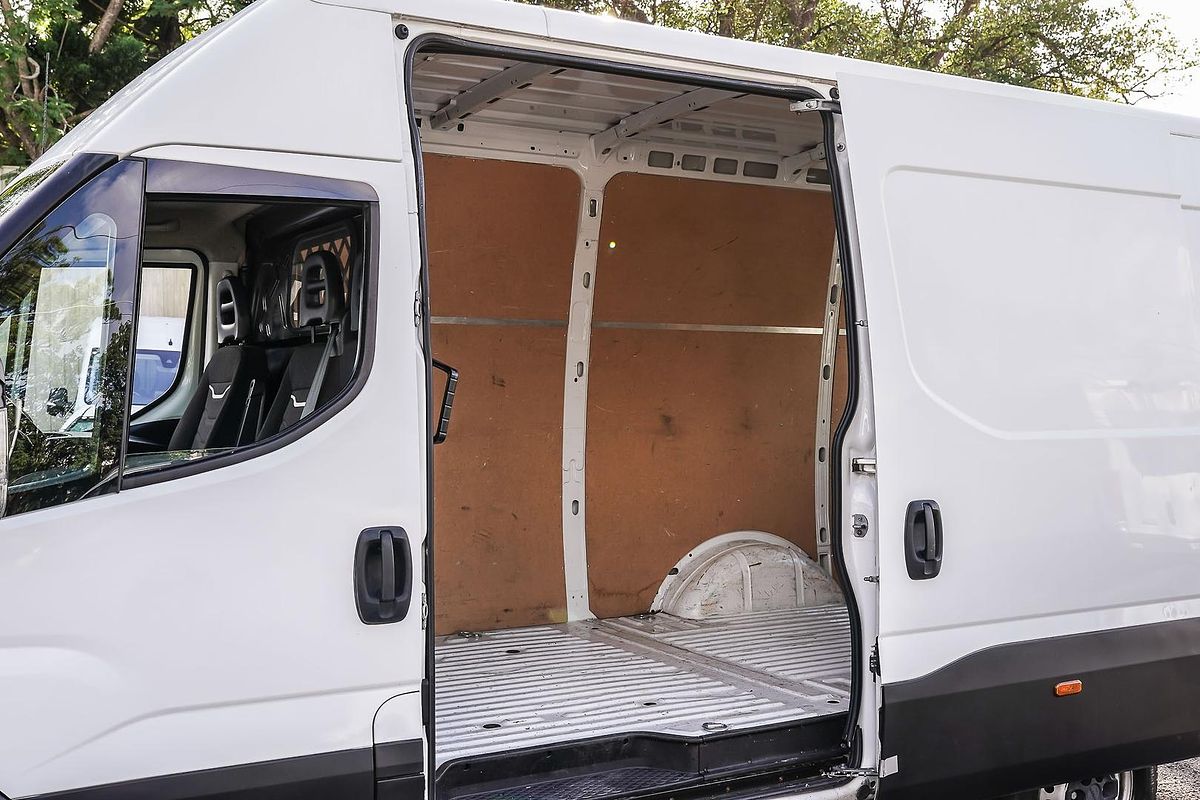 2022 Iveco Daily 35S14V