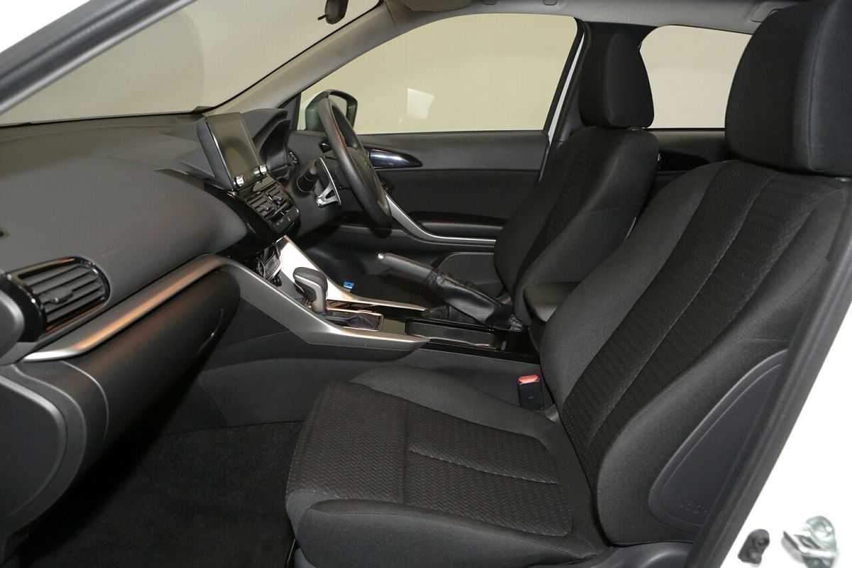 2024 Mitsubishi Eclipse Cross ES YB
