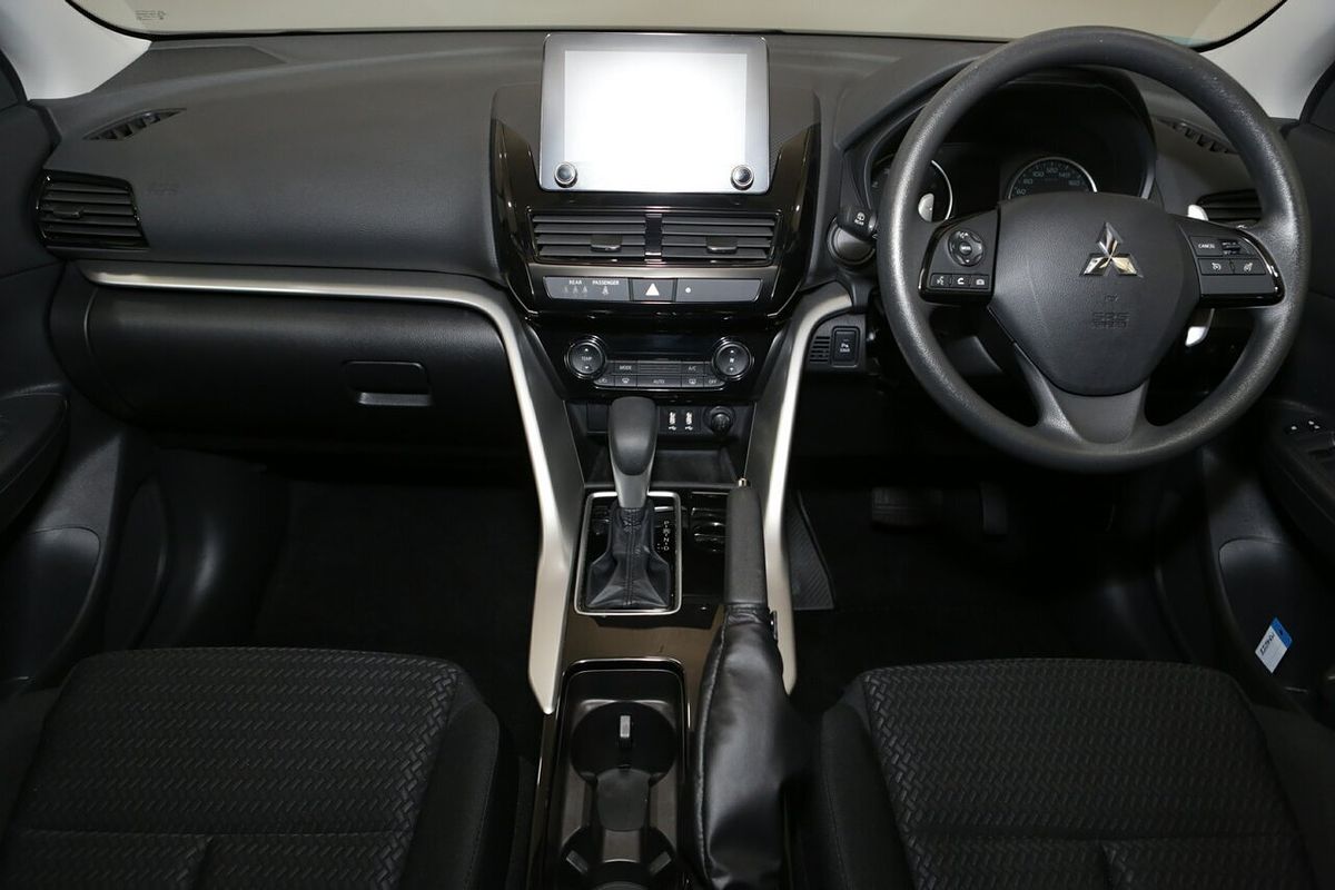 2024 Mitsubishi Eclipse Cross ES YB