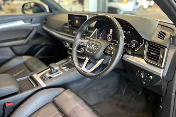 2019 Audi Q5 45 TFSI sport FY