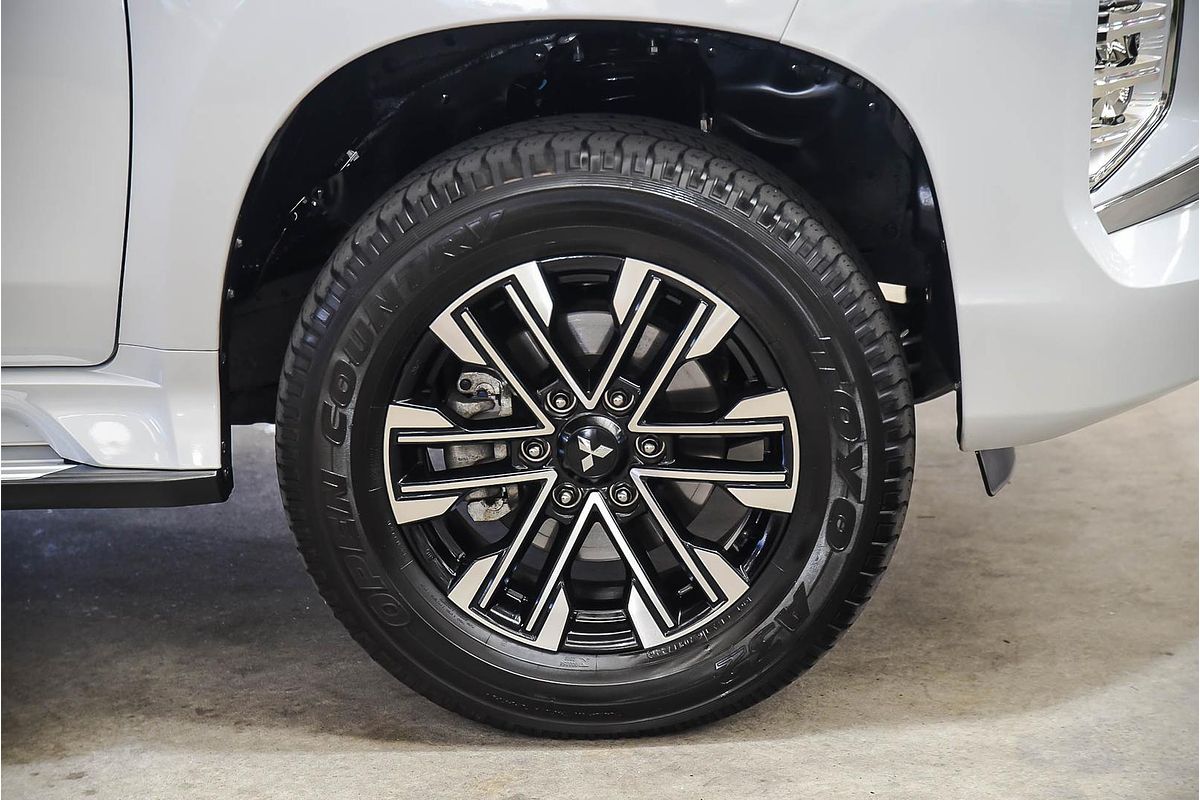 2022 Mitsubishi Pajero Sport GLS QF