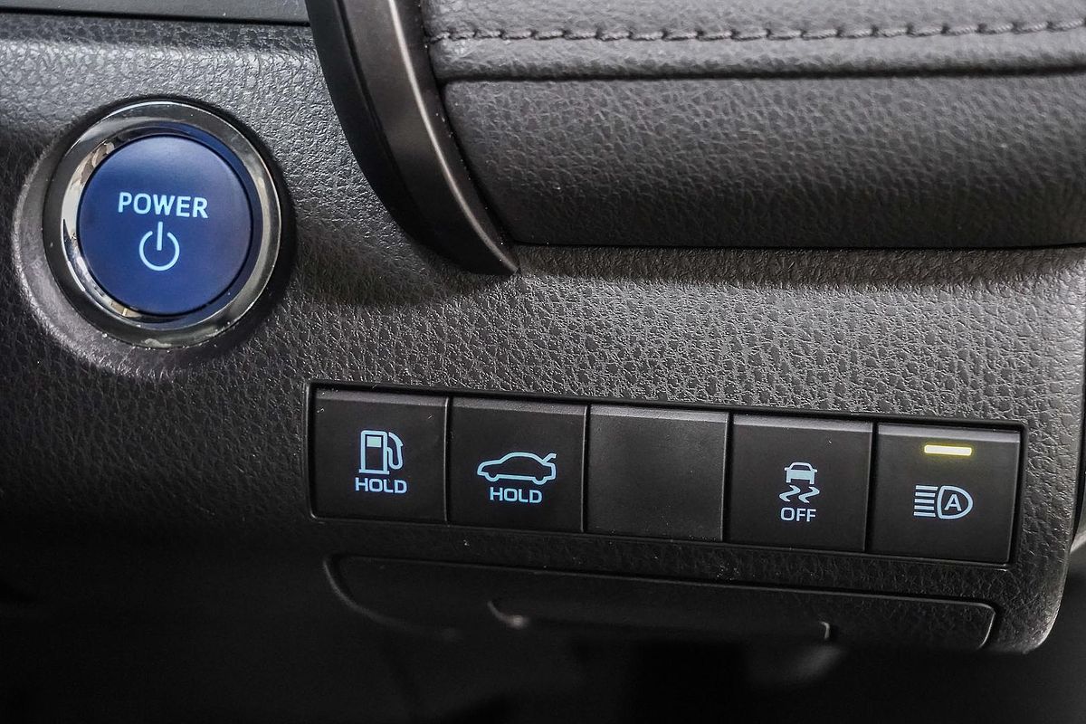 2022 Toyota Camry Ascent AXVH70R