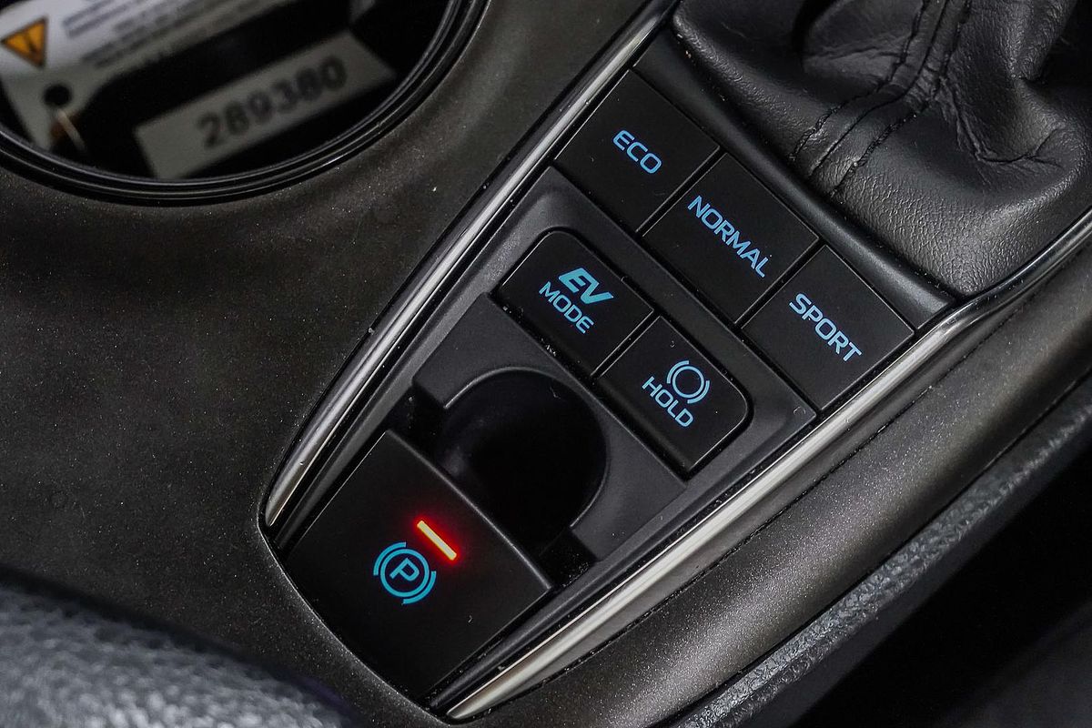 2022 Toyota Camry Ascent AXVH70R