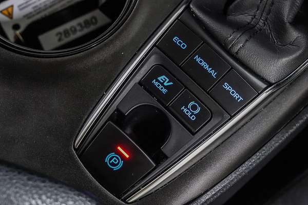 2022 Toyota Camry Ascent AXVH70R