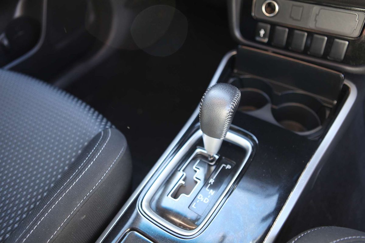 2018 Mitsubishi Outlander ES ZL