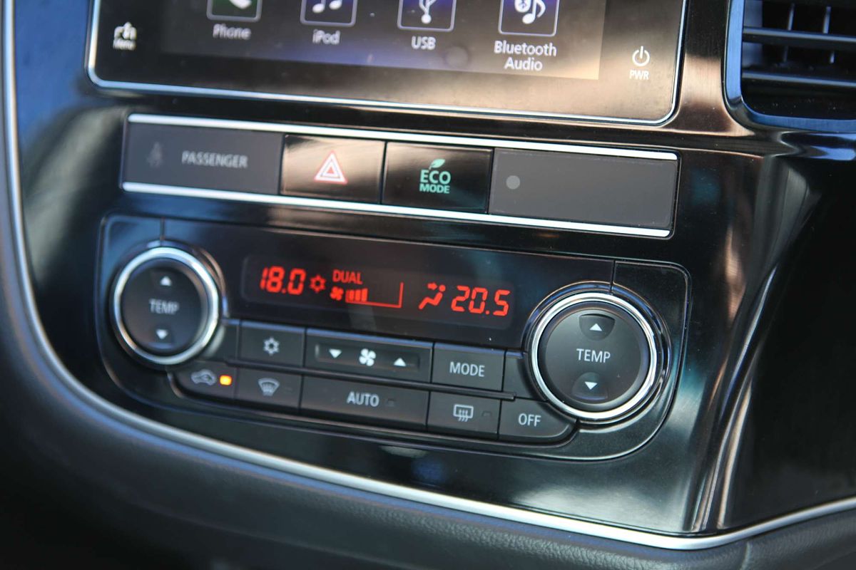 2018 Mitsubishi Outlander ES ZL