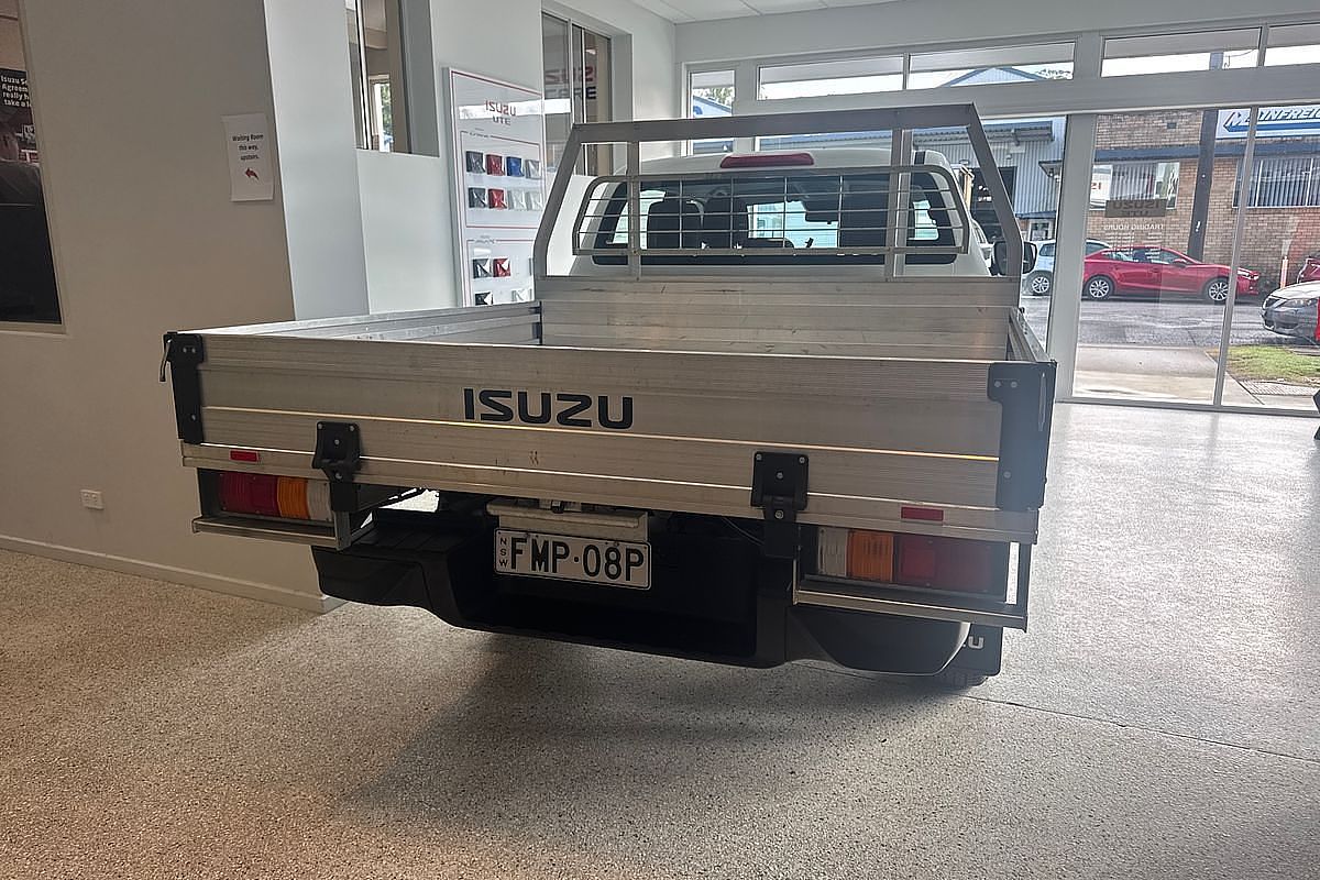 2023 Isuzu D-MAX SX High Ride Rear Wheel Drive