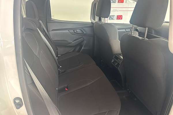 2023 Isuzu D-MAX SX High Ride Rear Wheel Drive