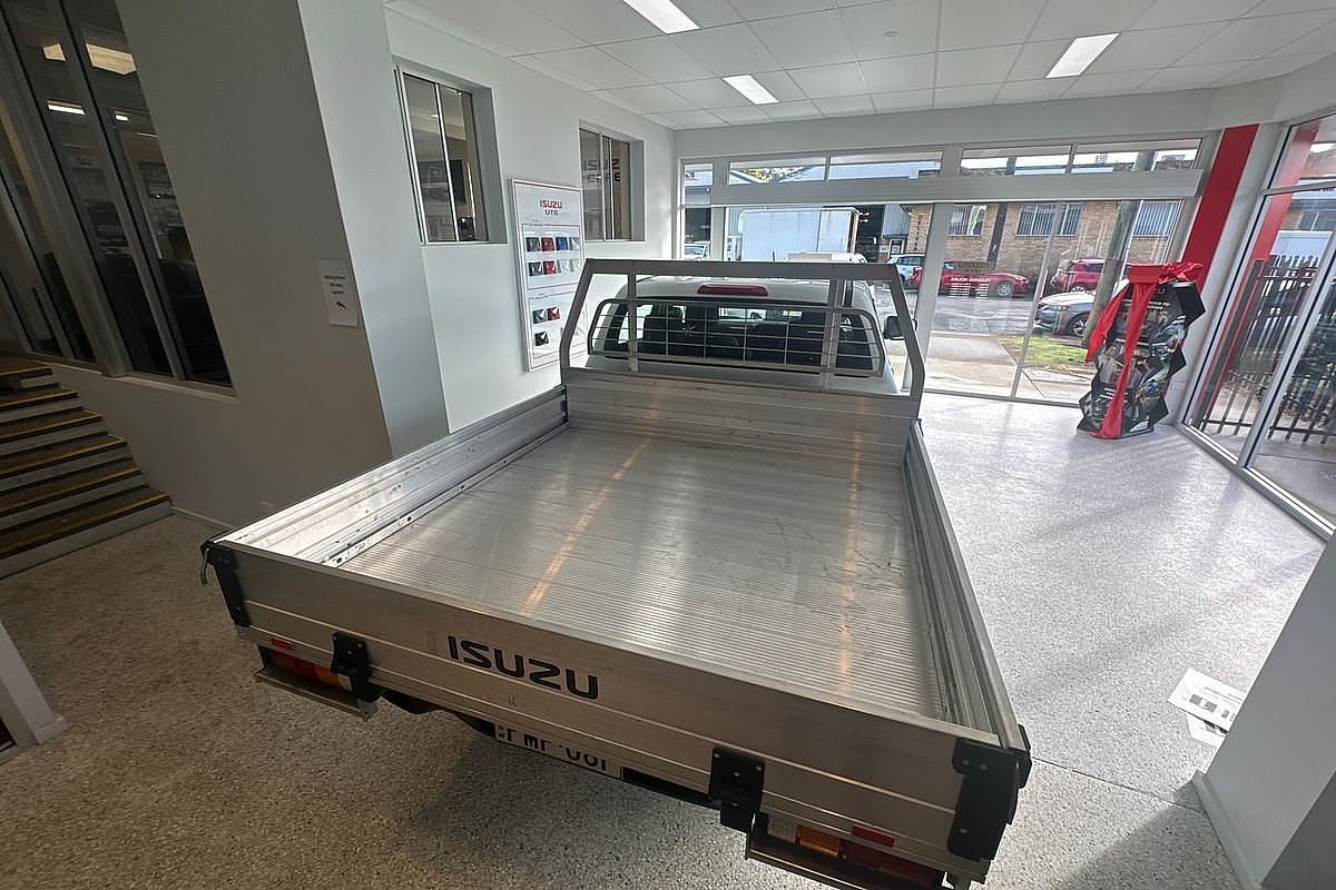 2023 Isuzu D-MAX SX High Ride Rear Wheel Drive