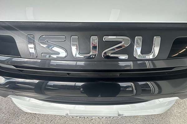 2023 Isuzu D-MAX SX High Ride Rear Wheel Drive