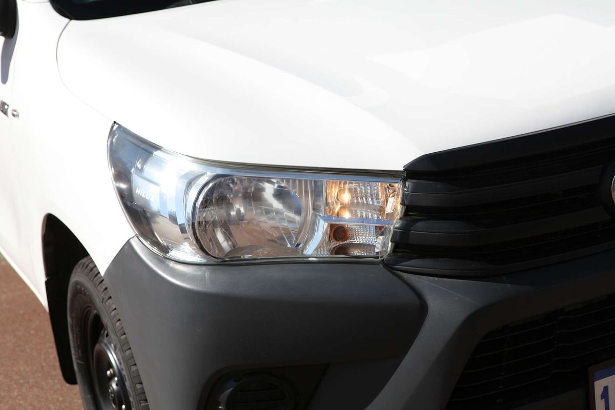2015 Toyota Hilux Workmate TGN121R Rear Wheel Drive