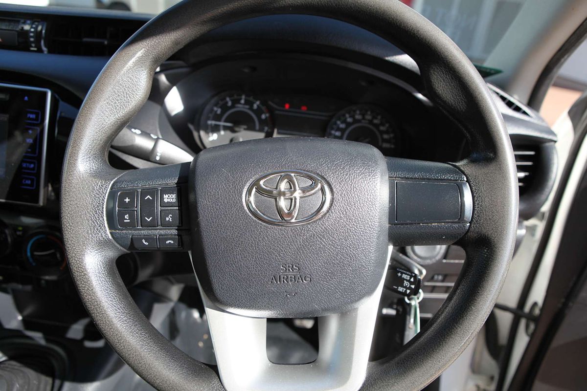 2015 Toyota Hilux Workmate TGN121R Rear Wheel Drive