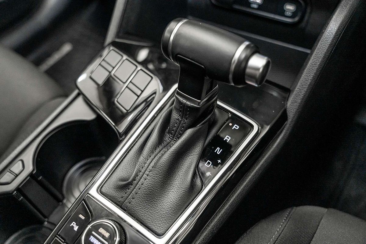 2022 Kia Sportage SX NQ5