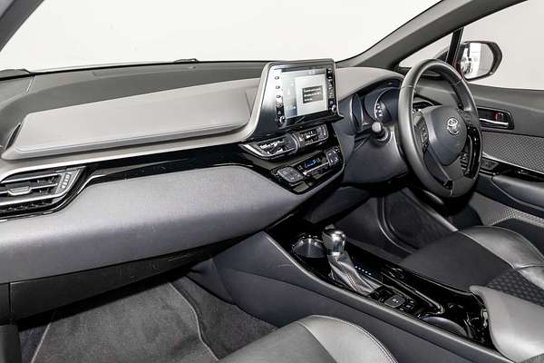 2022 Toyota C-HR Koba ZYX10R