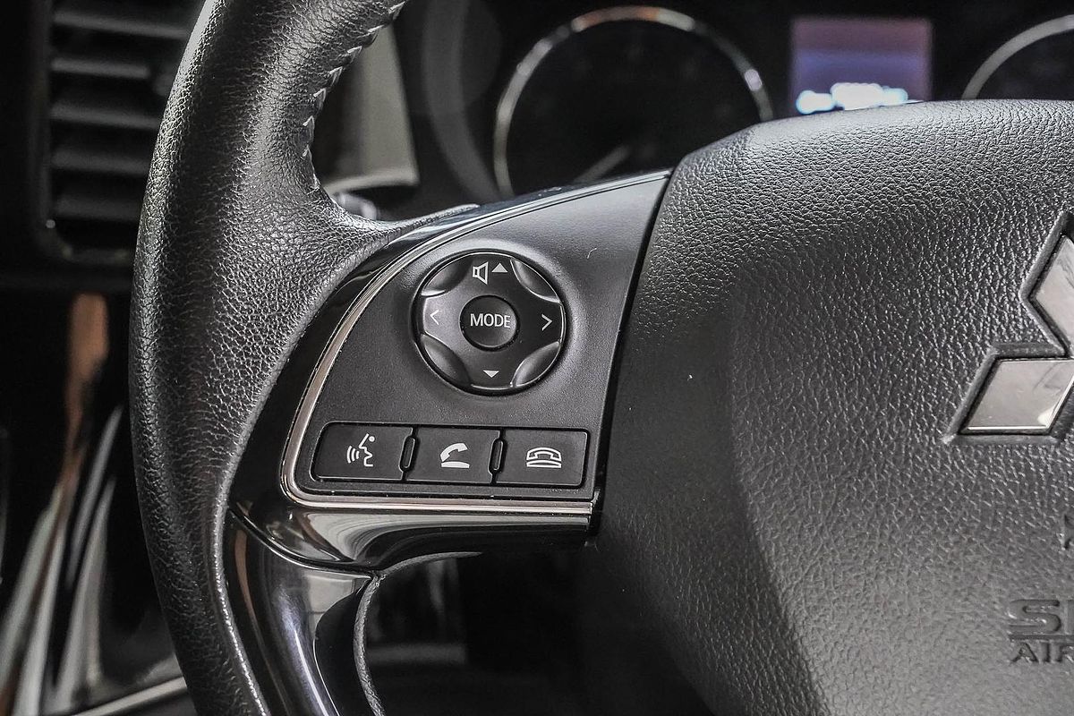 2018 Mitsubishi Outlander ES ZL