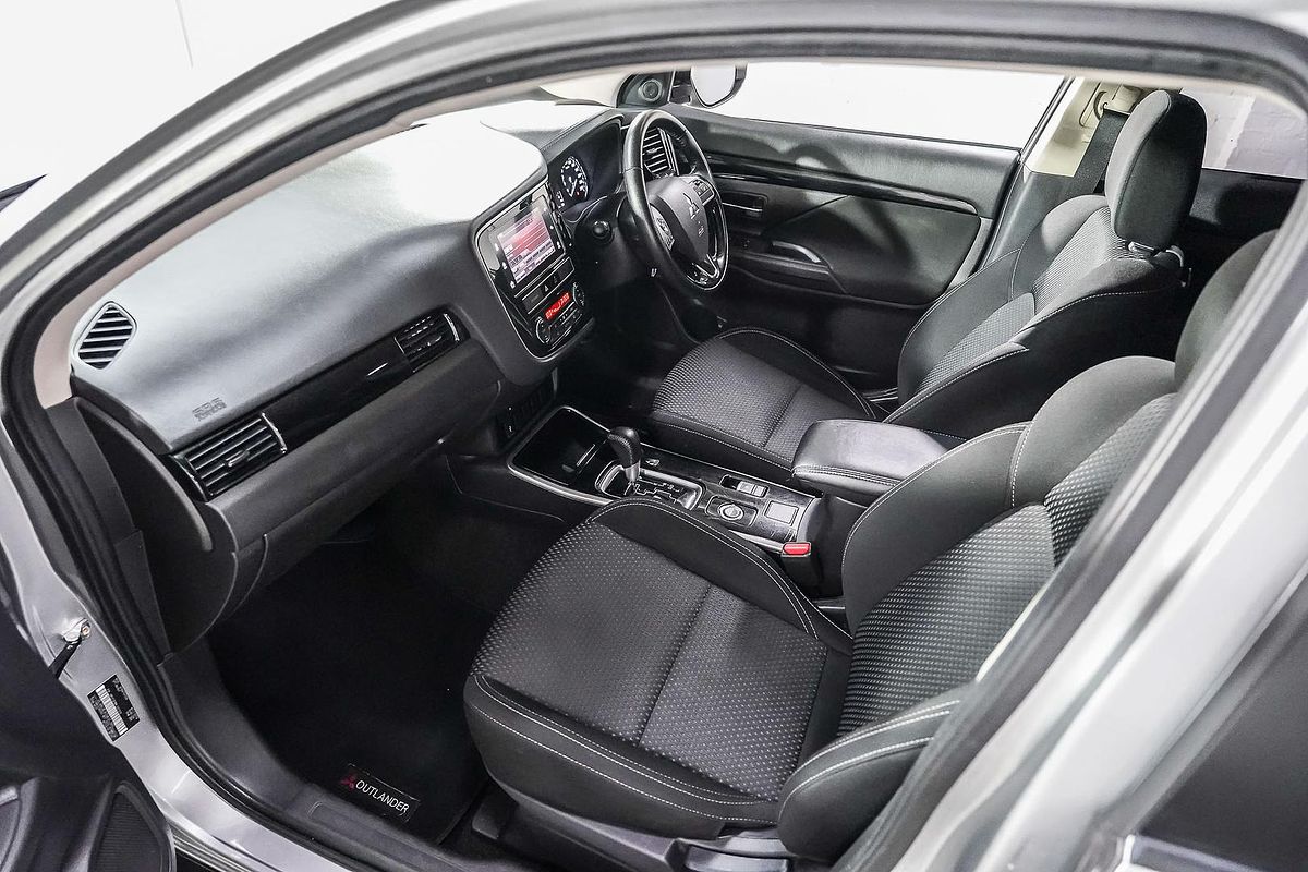 2018 Mitsubishi Outlander ES ZL