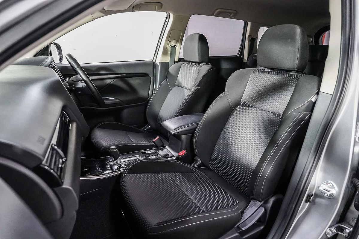 2018 Mitsubishi Outlander ES ZL