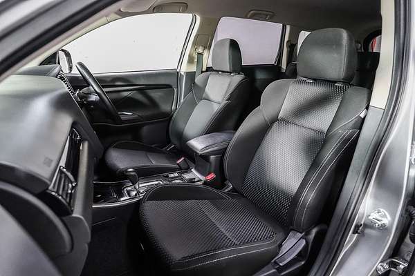 2018 Mitsubishi Outlander ES ZL