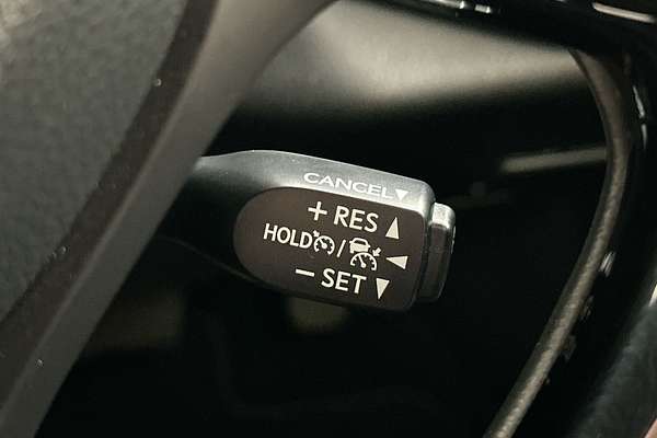 2023 Toyota C-HR GXL NGX10R