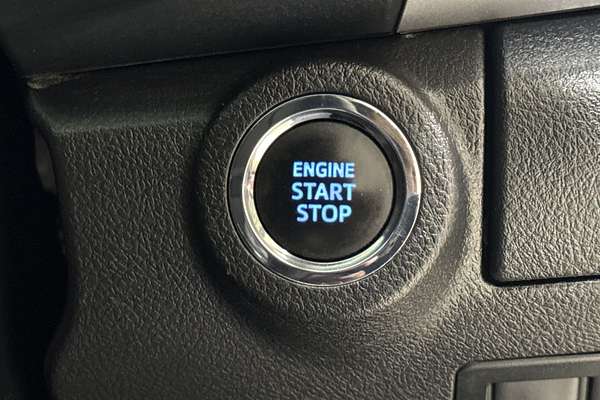2021 Toyota Hilux SR5 GUN126R 4X4
