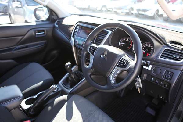 2019 Mitsubishi Triton GLX MR 4X4