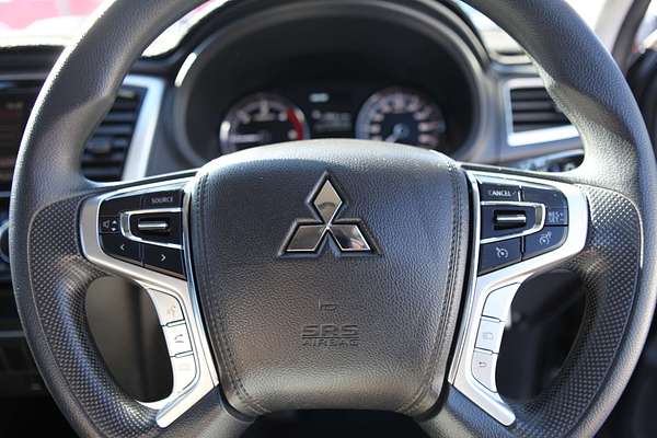 2019 Mitsubishi Triton GLX MR 4X4