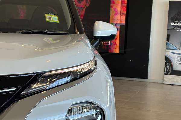 2024 Mitsubishi Outlander ES ZM