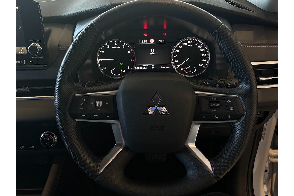 2024 Mitsubishi Outlander ES ZM