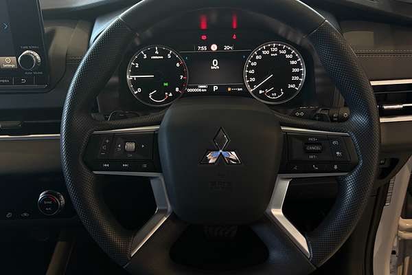 2024 Mitsubishi Outlander ES ZM