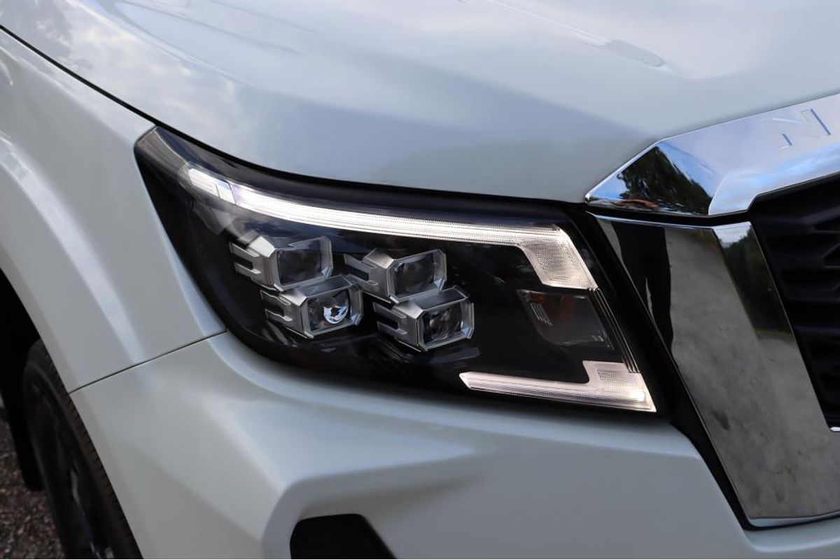 2024 Nissan Navara ST-X D23 4X4
