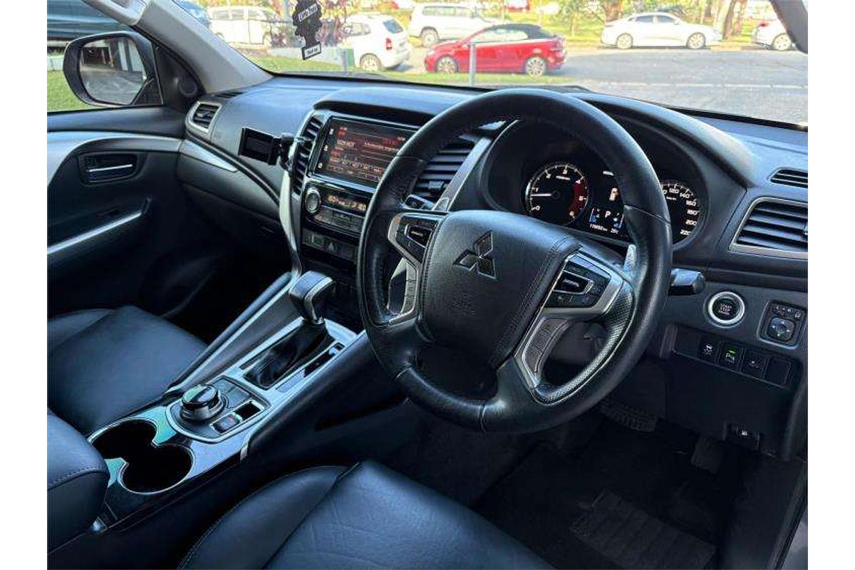 2019 Mitsubishi Pajero Sport Black Edition QE