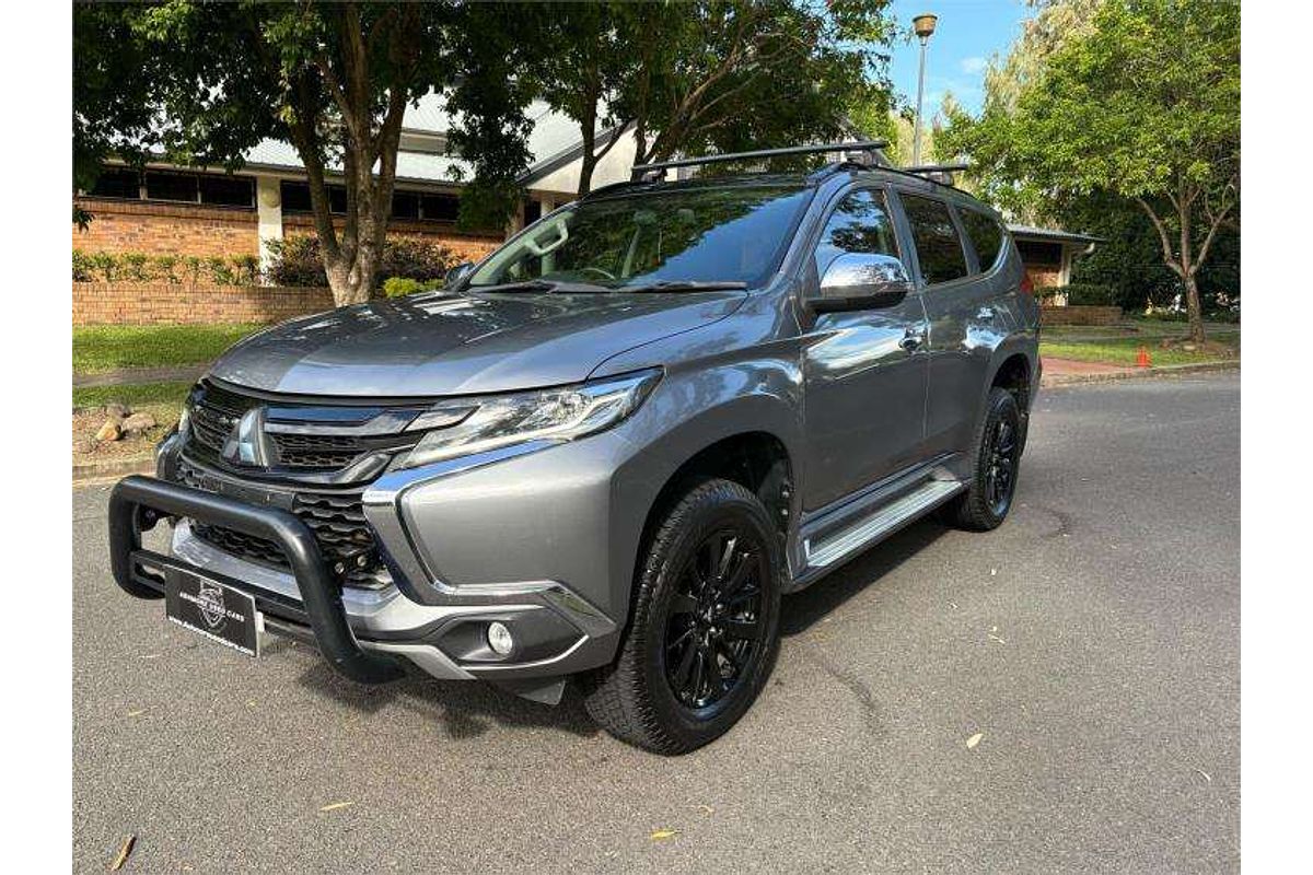 2019 Mitsubishi Pajero Sport Black Edition QE